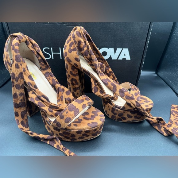 Fashion Nova Brown Platform Sandals Leopard Print - Picture 1 of 11